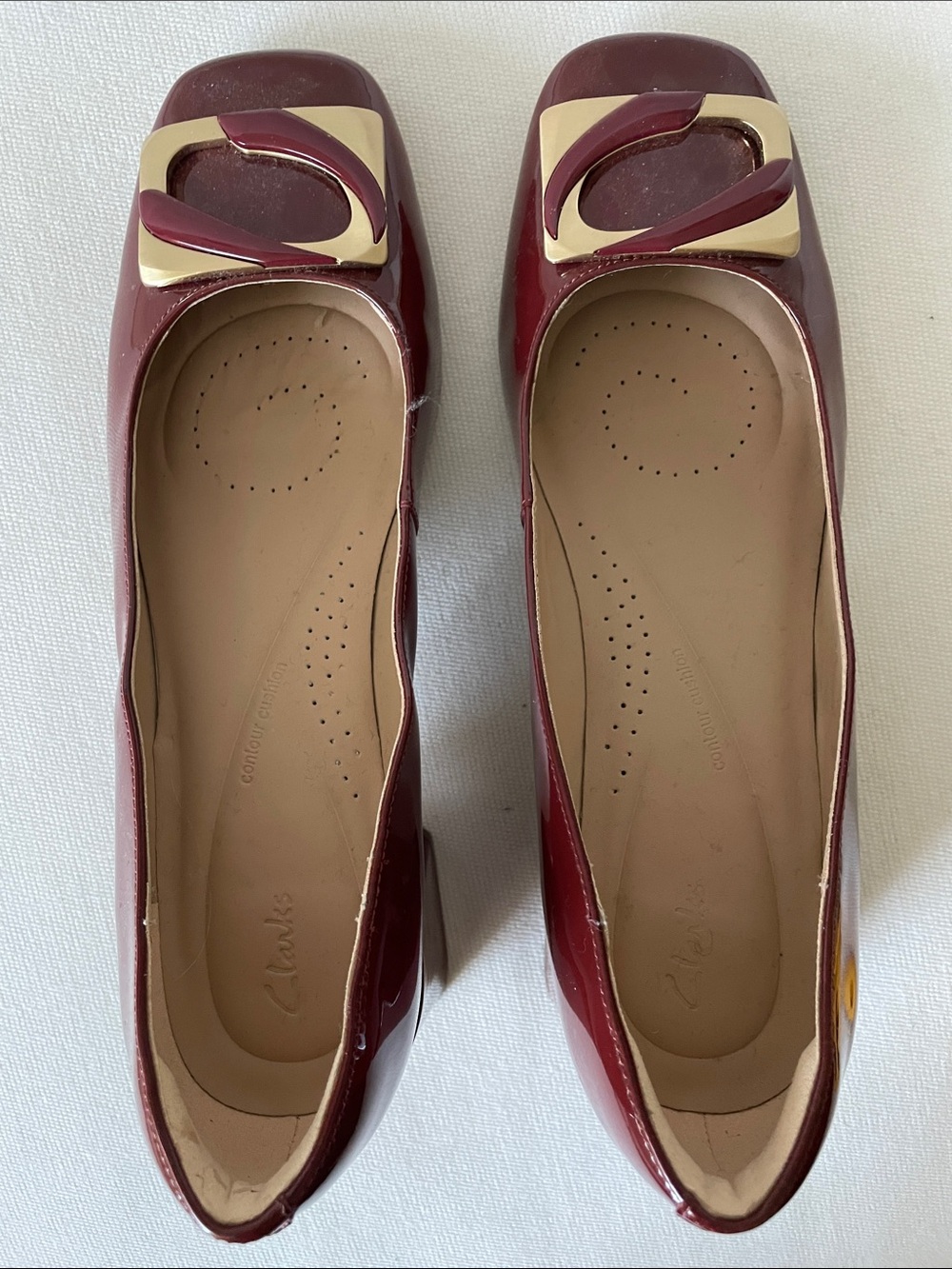 Clarks Burgundy Patent Block Heel Pumps with Gold Buckle - Picture 8 of 8